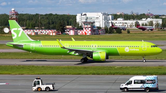 RA-73444:Airbus A321:S7 Airlines